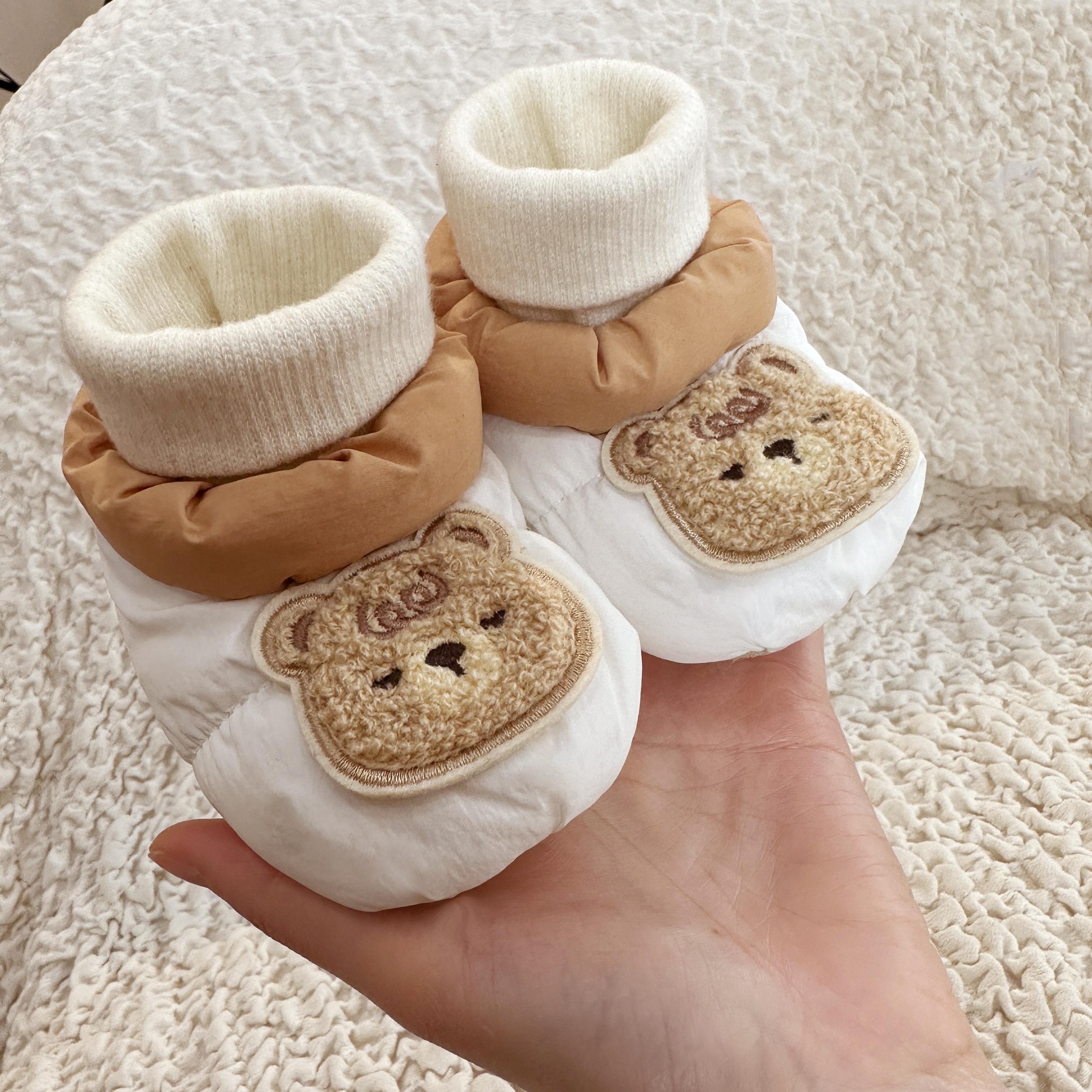 冬新生婴儿0-1岁小月龄男女宝宝软底加厚鞋袜不掉加绒护脚棉鞋子