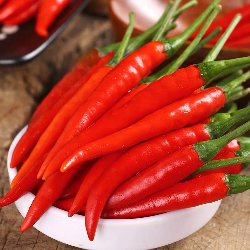 云南现摘新鲜红辣椒美人椒微辣辣椒
