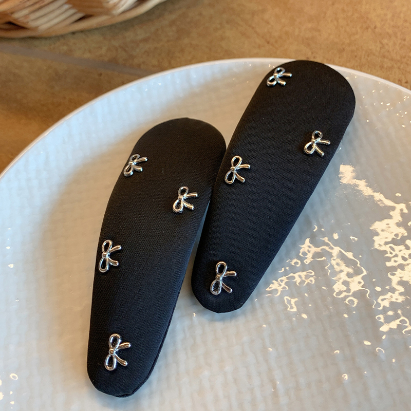 银色蝴蝶结+黑色布艺bb夹