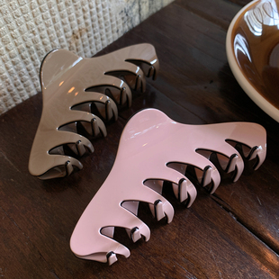 慵懒头发抓夹女高级感赫本风大号发量大鲨鱼夹 小香风chao精致