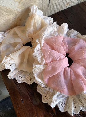 温柔奶黄色 精致刺绣蕾丝花边多层大肠发圈超大高弹力丸子头发饰