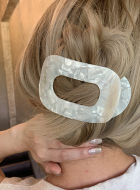 chao实用慵懒风 圆扣设计一字发夹超质感抓夹女高级感赫本风发饰