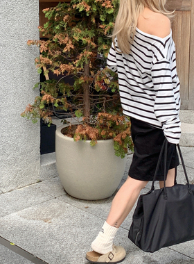 特时尚 黑色极简大容量托特包多隔层防水单肩包设计感小众手提包