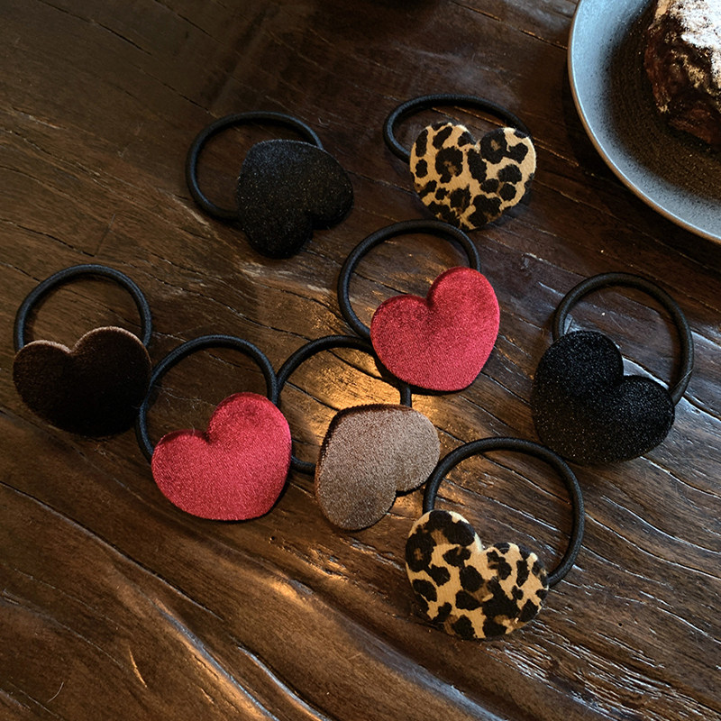 复古的暗红 丝绒爱心头绳皮筋扎头女高级感马尾高弹力耐用发圈,饰品/流行首饰/时尚饰品新,发饰,淘宝优惠券,粉丝福利购,淘宝优惠卷