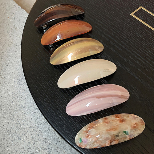 高级感椭圆弹簧夹chicaddblack