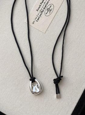 cici新款时髦银色豆子黑皮绳项链