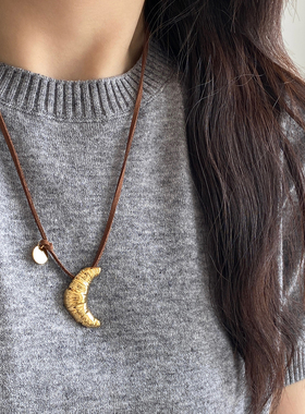 Aaim 一眼相中韩系牛角包皮绳项链女简约ins风百搭锁骨链长款项链