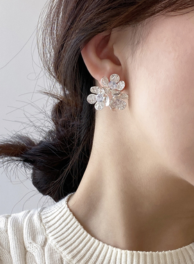 Aaim S925银针金属纹理花朵耳钉女小众设计感新款高级感清冷耳饰