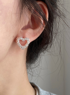 Aaim 爱心碎银耳钉女2025新款气质耳饰女小众设计感甜美爆款耳饰