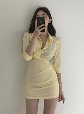 三小姐的咖啡chic2026年秋季新款美出新高度衬衫领纯色短裙连衣裙