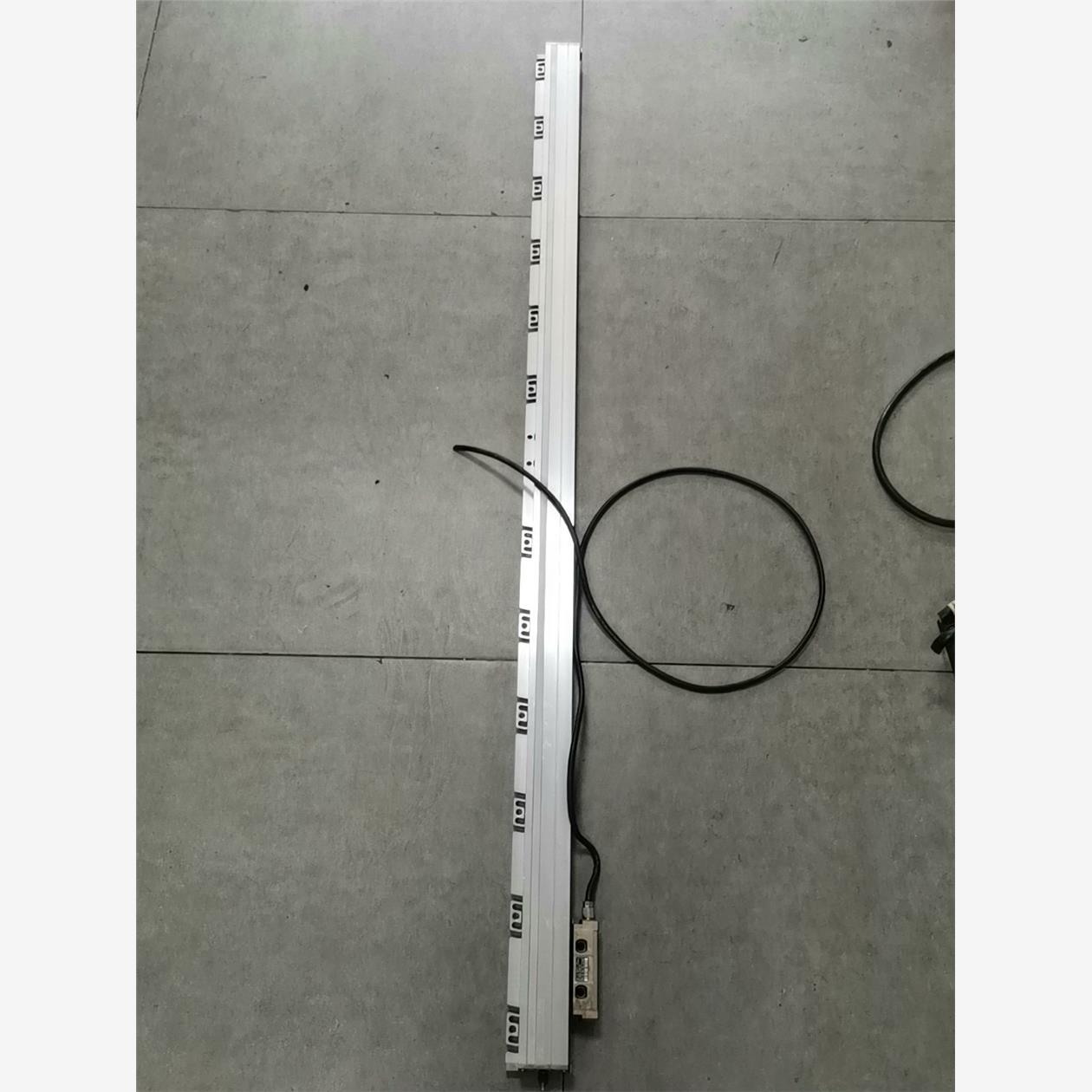 海德汉光栅尺LS187C     ML1140mm拆机一条，议价