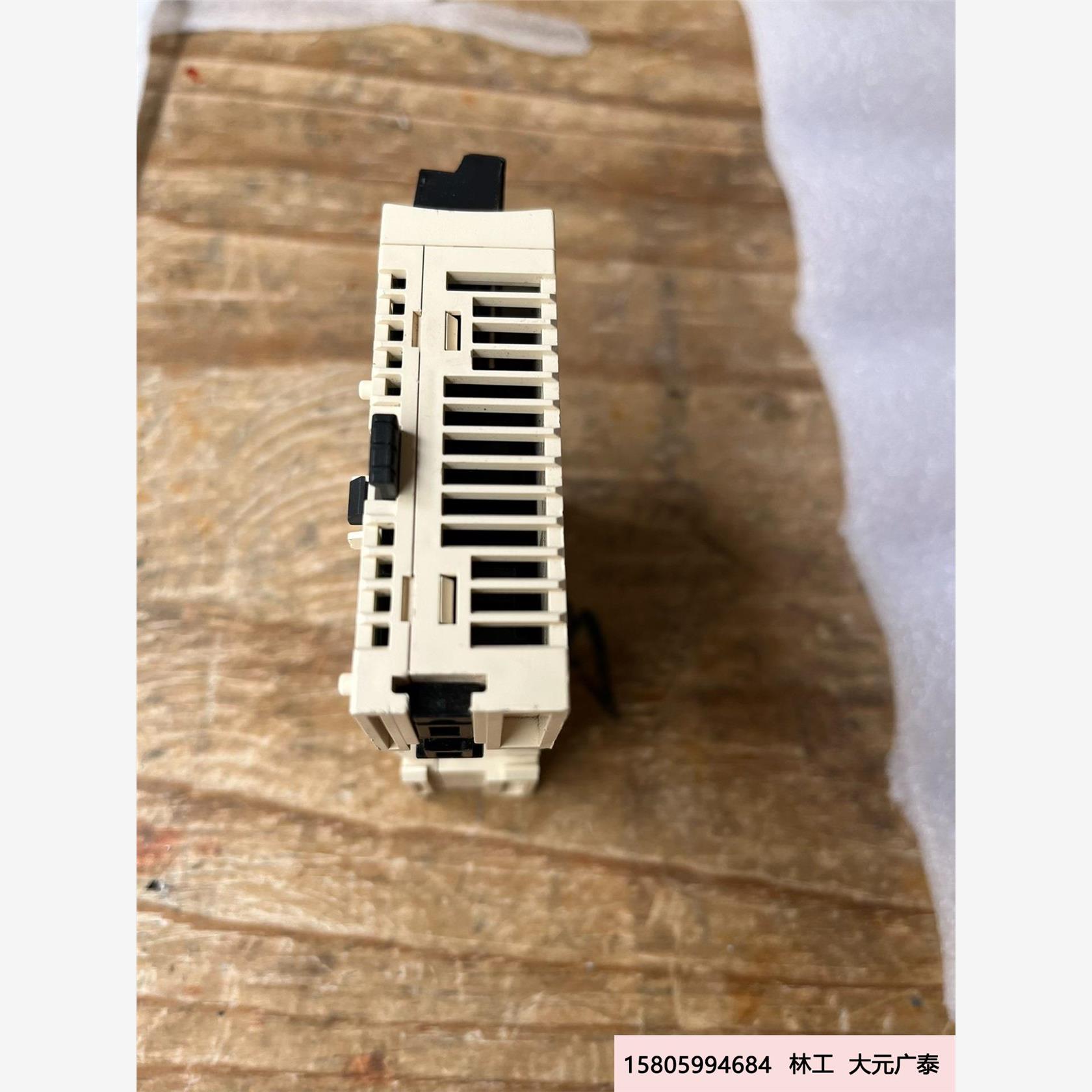 议价施耐德TM2DMM8DRT拆机模块，成色如图实物拍摄，二手物