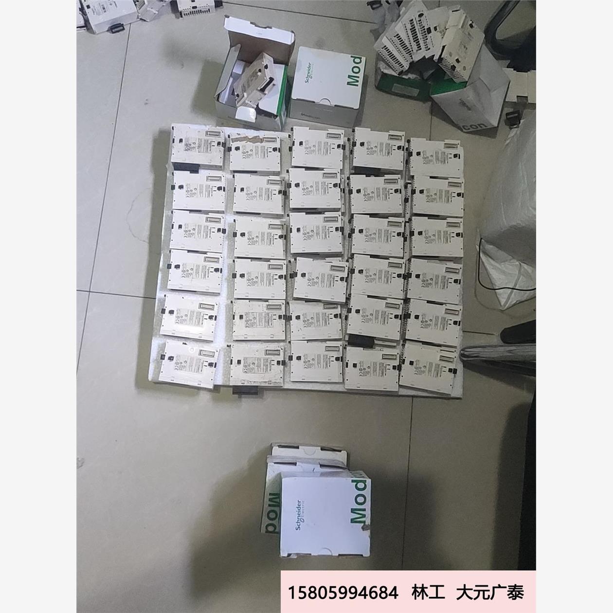 施耐德 PLC，TM2DMM8DRT， 全新未使用议价