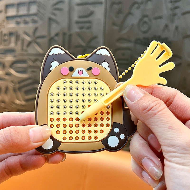 创意松鼠解压磁吸钢珠画板可爱书包挂件汽车钥匙链礼品,电动车/配件/交通工具,更多电动车零/配件,淘宝优惠券,粉丝福利购,淘宝优惠卷