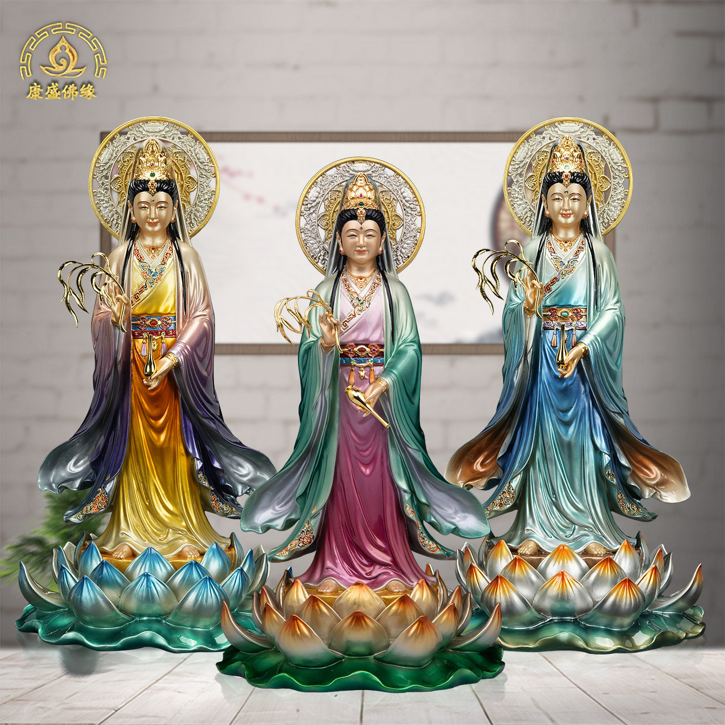 南海观音铜彩绘站莲供奉神像