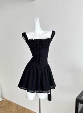 泰兰女生 辣妹法式气质纯欲复古显瘦吊带连衣裙