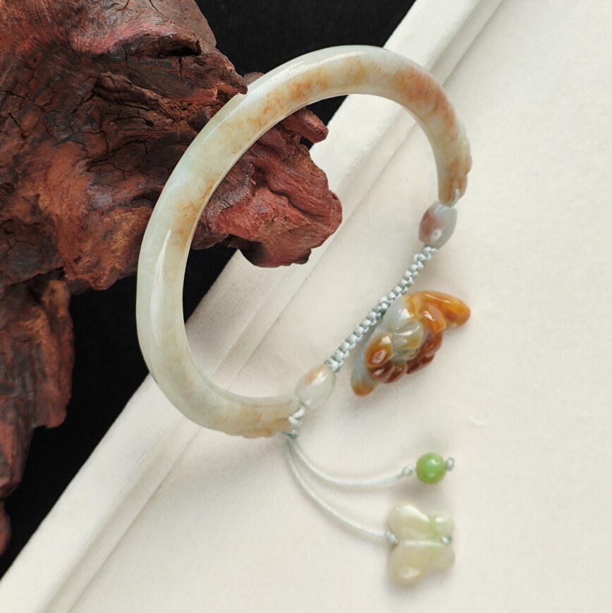 大圈口雕双龙护主半镯红翡翡翠半镯手镯手编绳天然缅甸a货翡翠