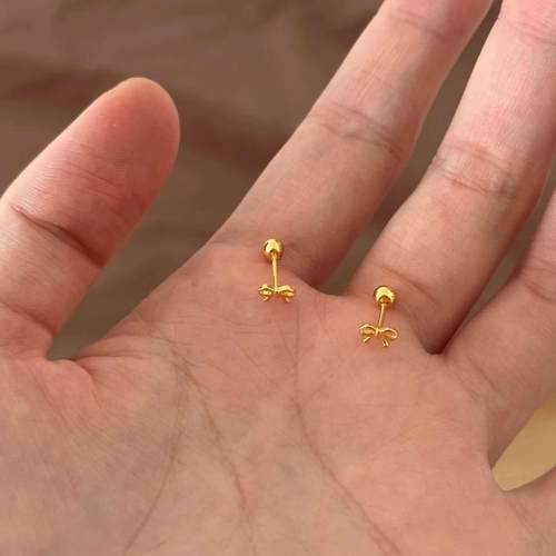 奥特莱斯迷你蝴蝶结耳钉