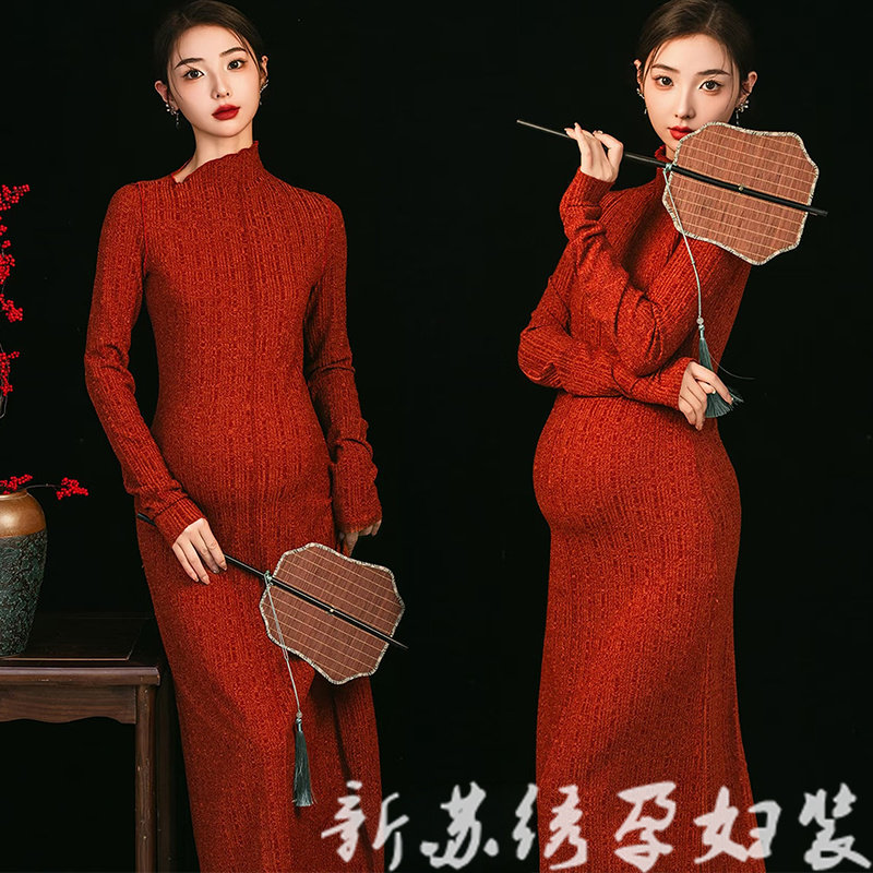 影楼孕妇写真主题复古红色连衣裙