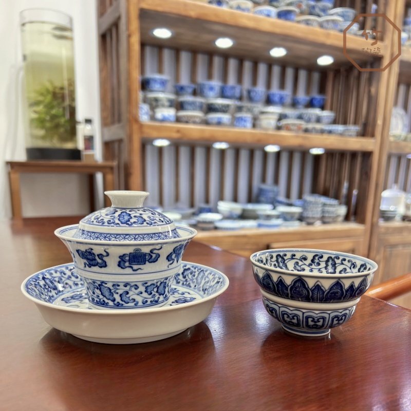 景德镇手绘釉下青花莲托八宝主人杯 茶杯盖碗壶承 复古中式,餐饮具,盖碗,淘宝优惠券,粉丝福利购,淘宝优惠卷