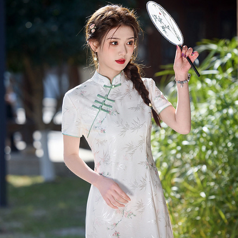 旗袍2026新款春夏改良年轻款小个子短款少女清冷感古风新中式气质