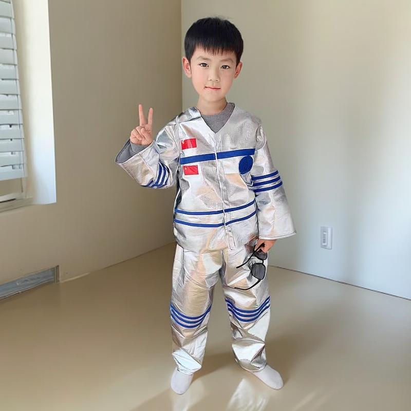 儿童环保时装秀服装幼儿园亲子走