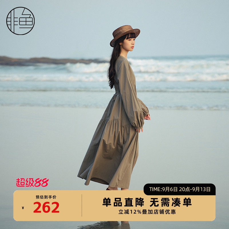 非鱼2025春季新款文艺复古连衣裙系带显瘦女裙子套头拼接中长裙