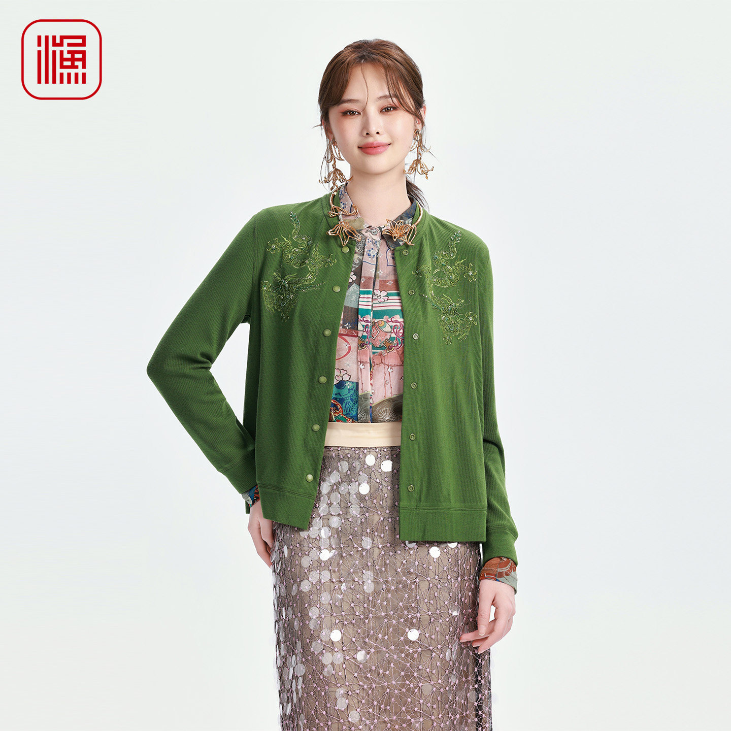 渔牌女装 2026 秋新品 新中式钉珠刺绣立领针织外套气质国风开衫