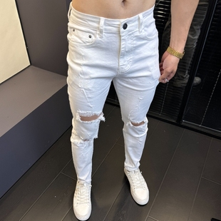 个性 男潮牌夏季 小脚裤 破洞牛仔裤 修身 时尚 2025新款 膝盖刮烂乞丐裤