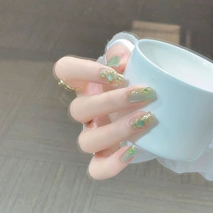 布契拉提绿色玻璃珠纯手工穿戴甲