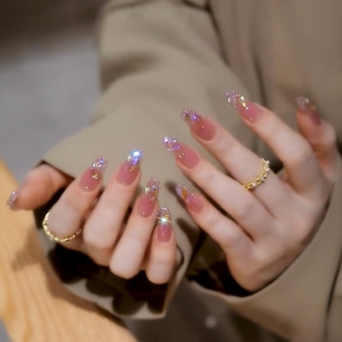 冰粉色爆闪法式美甲纯手工穿戴甲