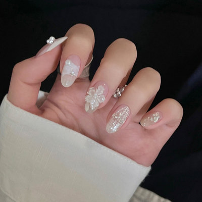 银白冰花高品质手工穿戴甲冰花
