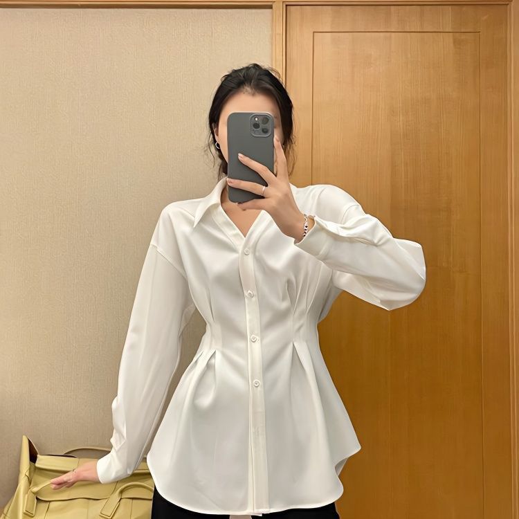 轻职风掐腰显瘦修身型v领衬衫女