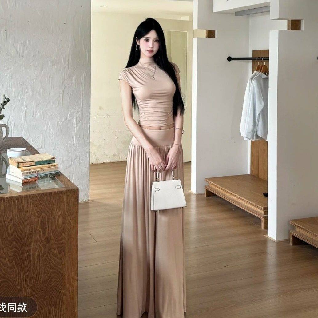 韩系淑女风半高领三分袖修身短袖上衣配高腰压褶A摆半身长裙套装