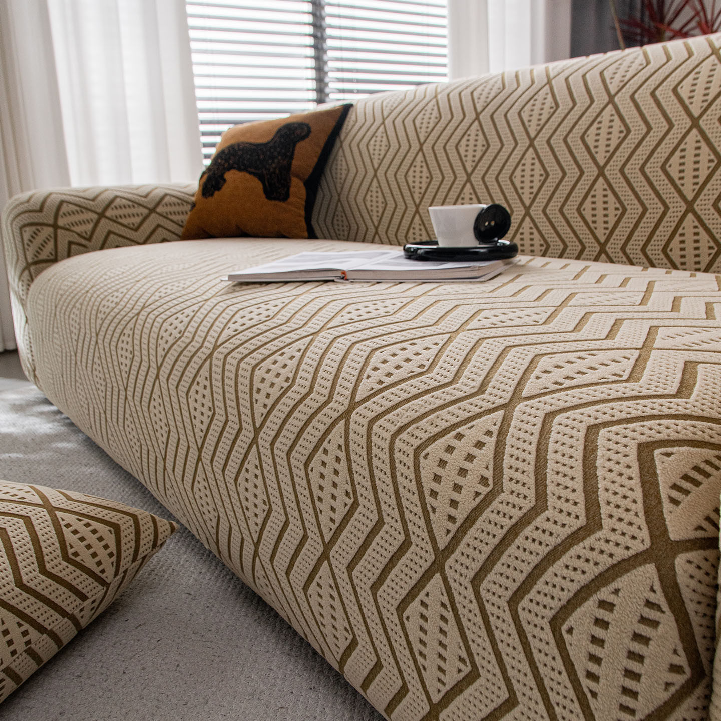 四季通用型2026新款摇粒绒沙发套罩防猫抓弹力全包万能套