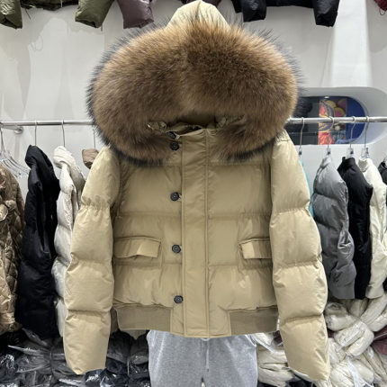 羽绒服女2023新款冬季韩版短款白鸭绒大毛领加厚时尚连帽宽松外套