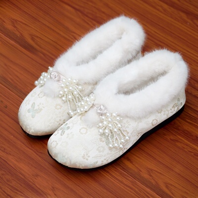 冬季老北京布鞋女绒软底一脚蹬舒适妈妈鞋复古保暖绣花棉鞋防滑