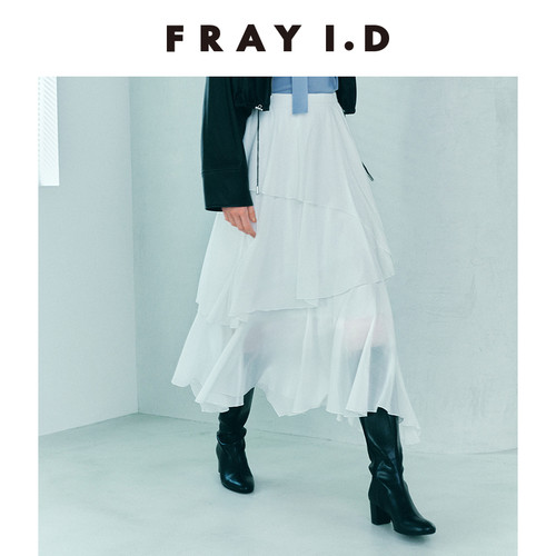 初上市价格1490元