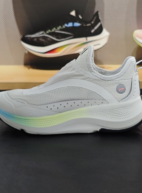 李宁2024夏季新品SOFT GO女子反光透气清凉潮流休闲鞋AGLU106