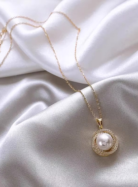 新款螺旋珍珠项链女锁骨链送女友情人节礼物轻奢颈链项坠设计感