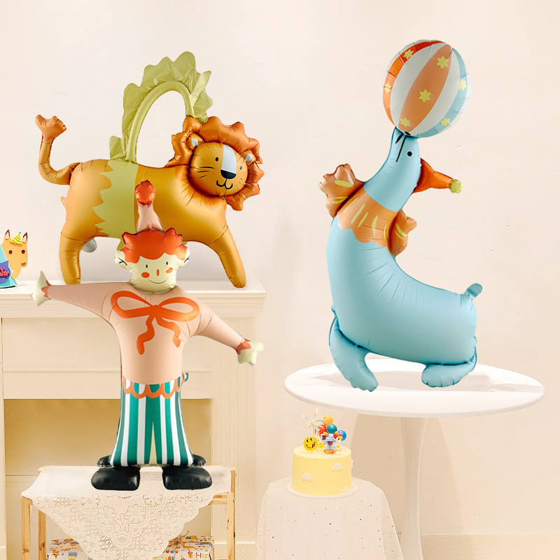 六一儿童马戏团氛围装饰小丑站立气球生日派对幼儿园活动布置道具