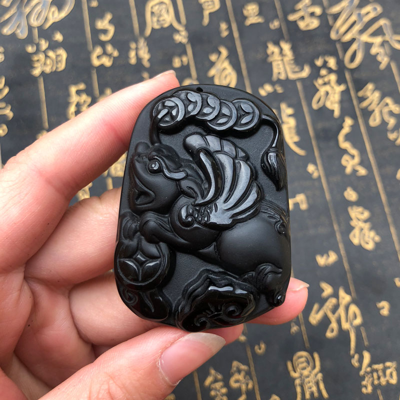 天然黑曜石招财麒麟吊坠送证书