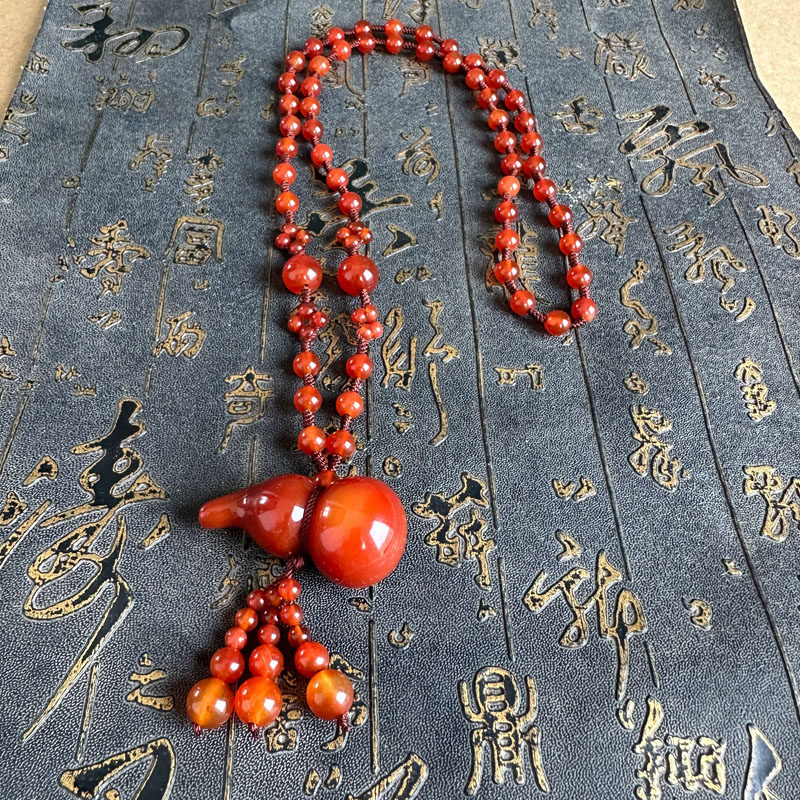 豁达客玛瑙葫芦项链毛衣链玉坠