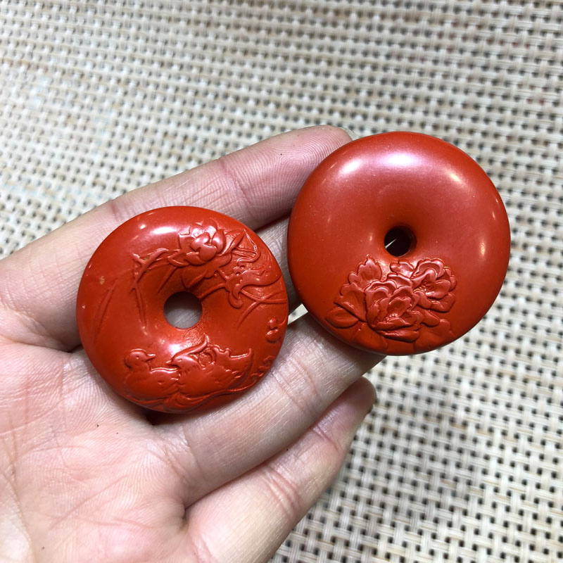 台湾高含量朱砂挂件雕花证书项链