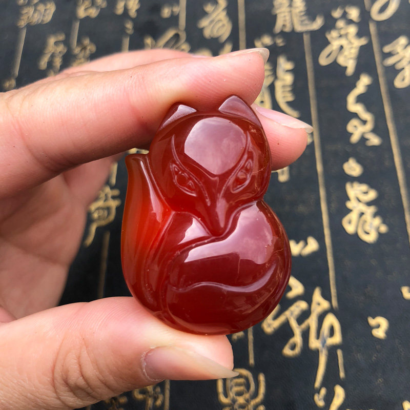 天然红玛瑙狐狸吊坠男女款挂件情侣款玉佩项链送证书
