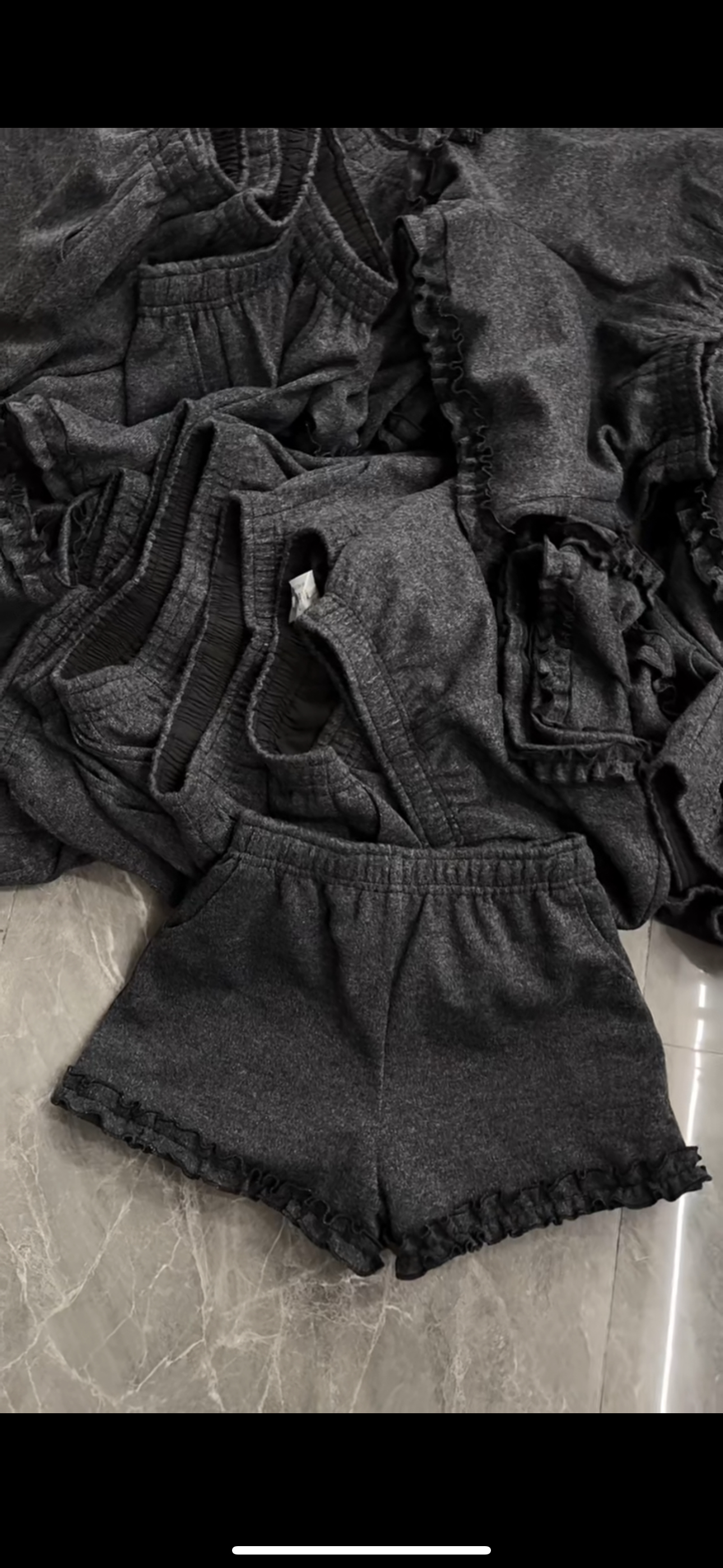 2025冬季新款韩版宽松显瘦木耳边拼接毛呢短裤女百搭A字短裤潮