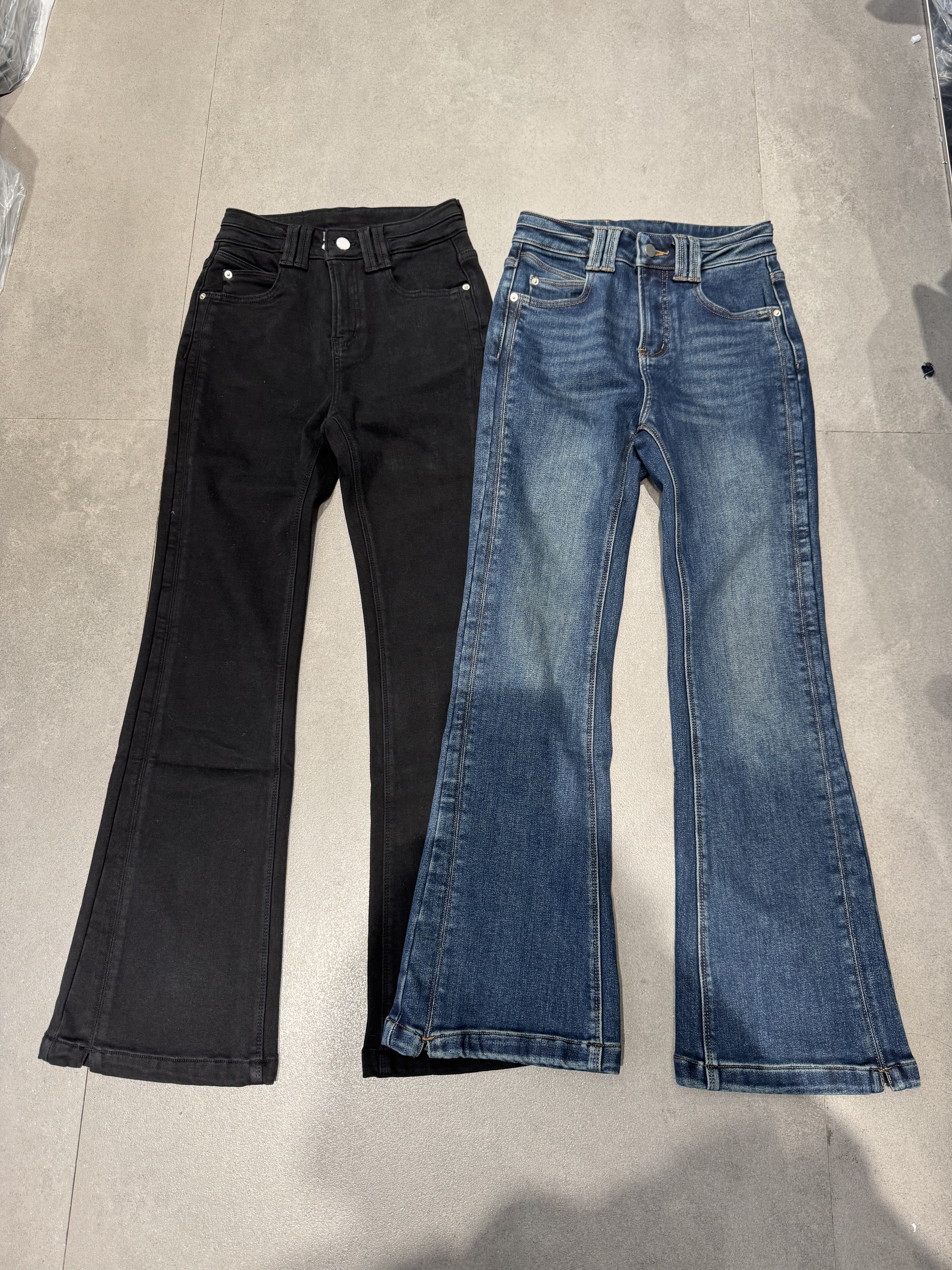 Jeans2801正品高腰显瘦修身微喇牛仔裤女2025冬季新款百搭喇叭裤