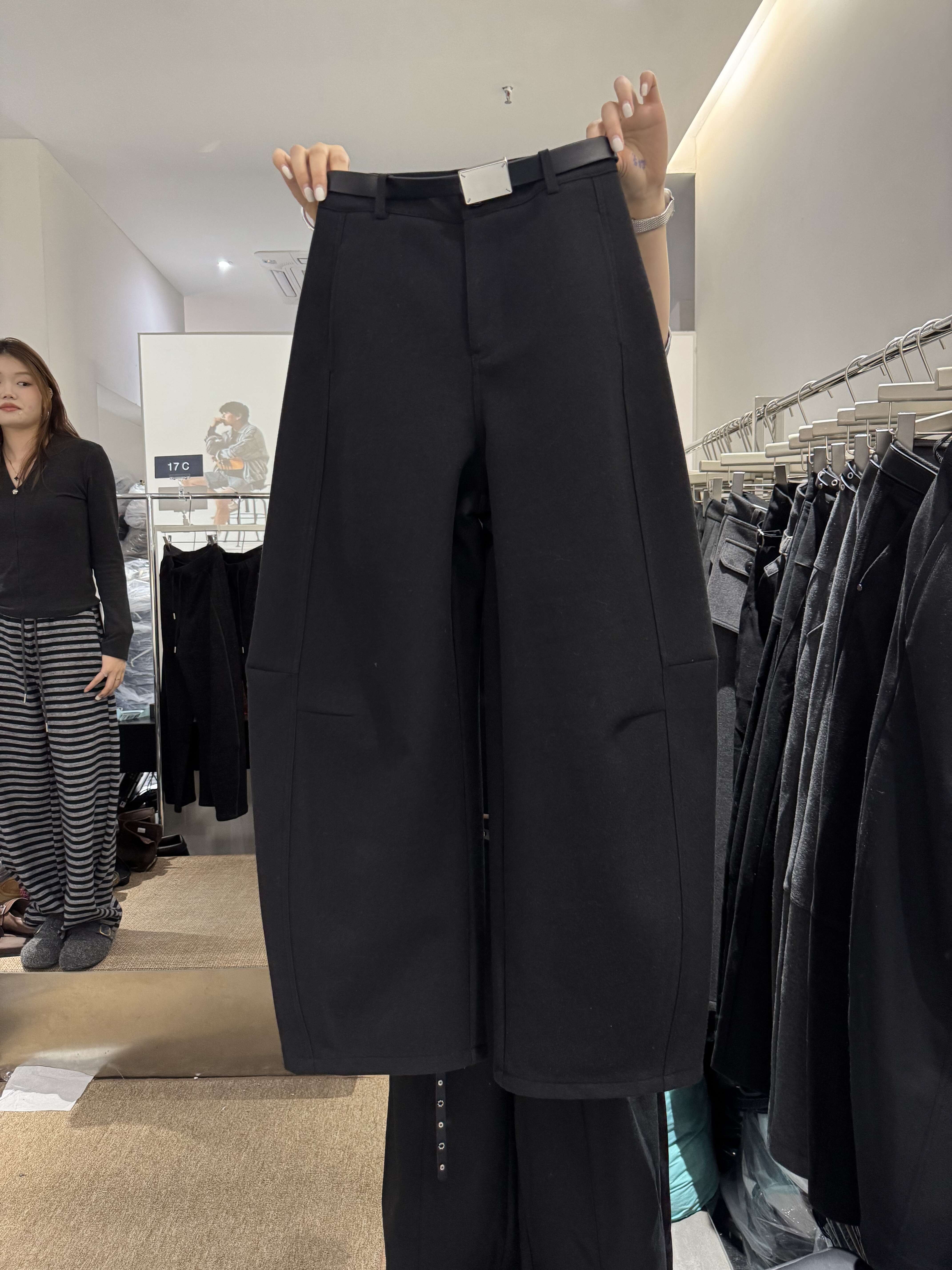 DayYuan1963-1加绒加厚弯刀裤女2025冬季新高腰显瘦阔腿休闲裤