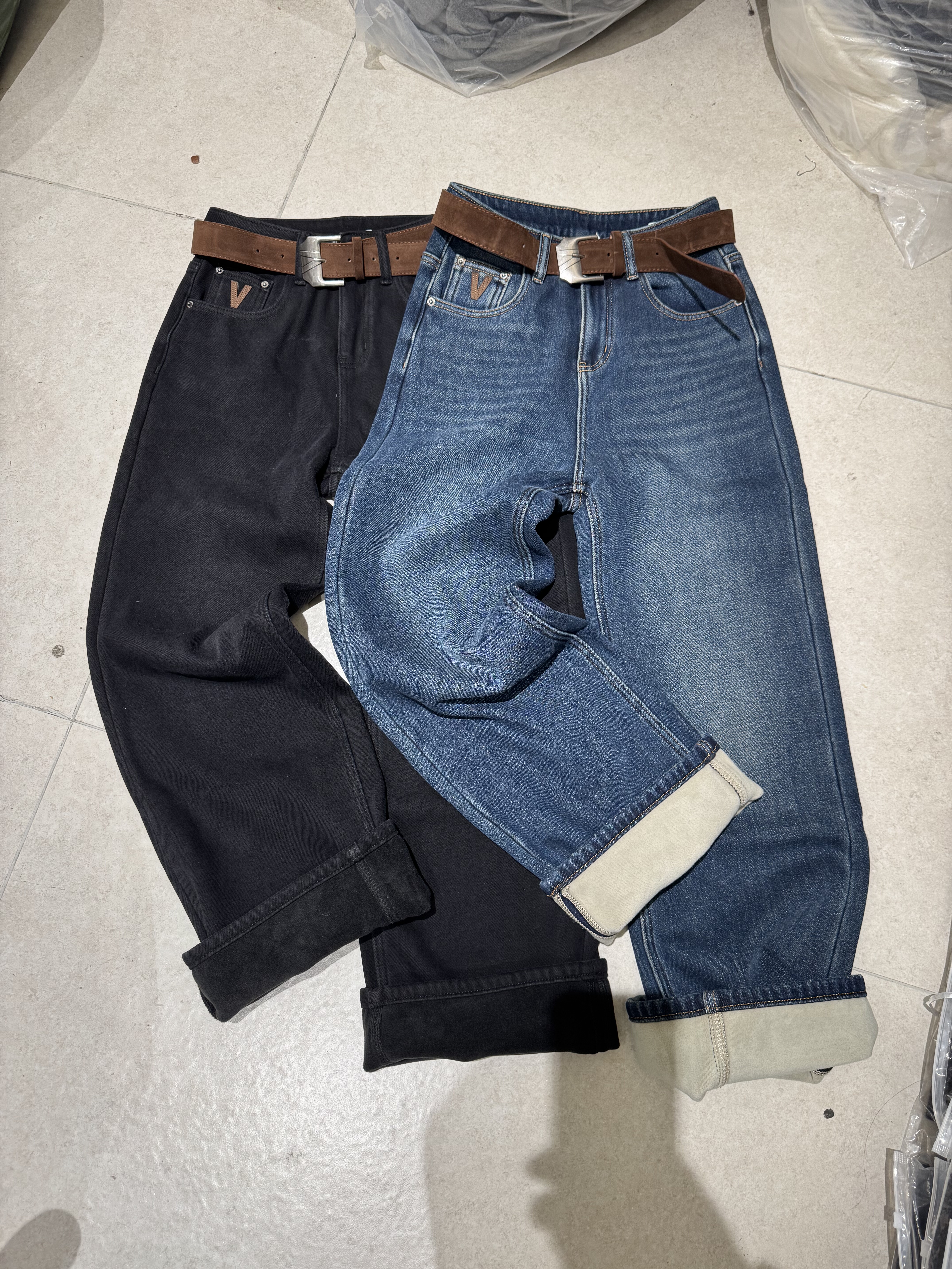 C3888冬季新款韩版宽松显瘦高腰直筒牛仔裤女百搭时尚窄版阔腿裤