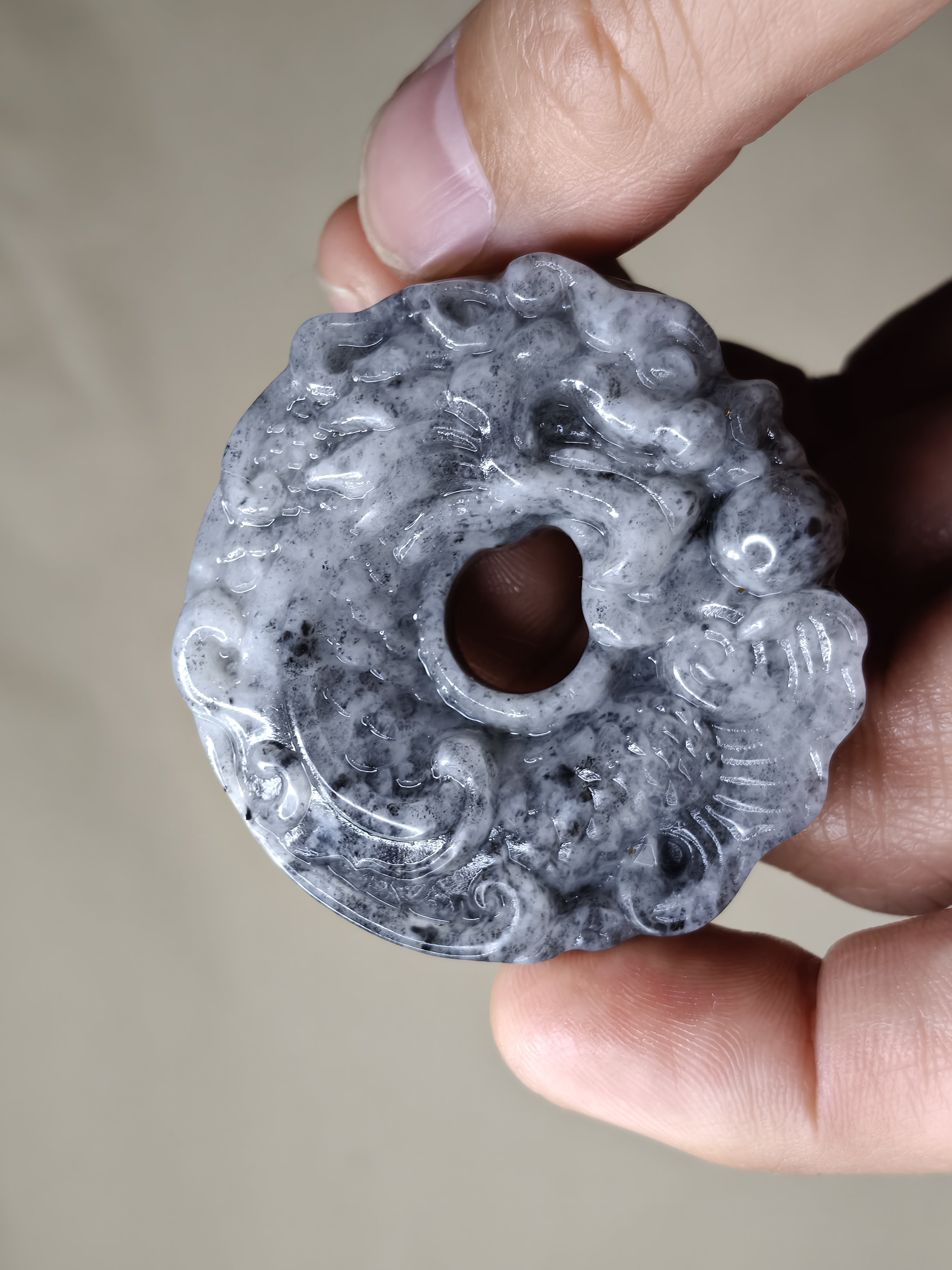 天然岫玉龙鱼平安扣吊坠高冰种保真男女款玉石挂件鱼跃龙门精雕坠